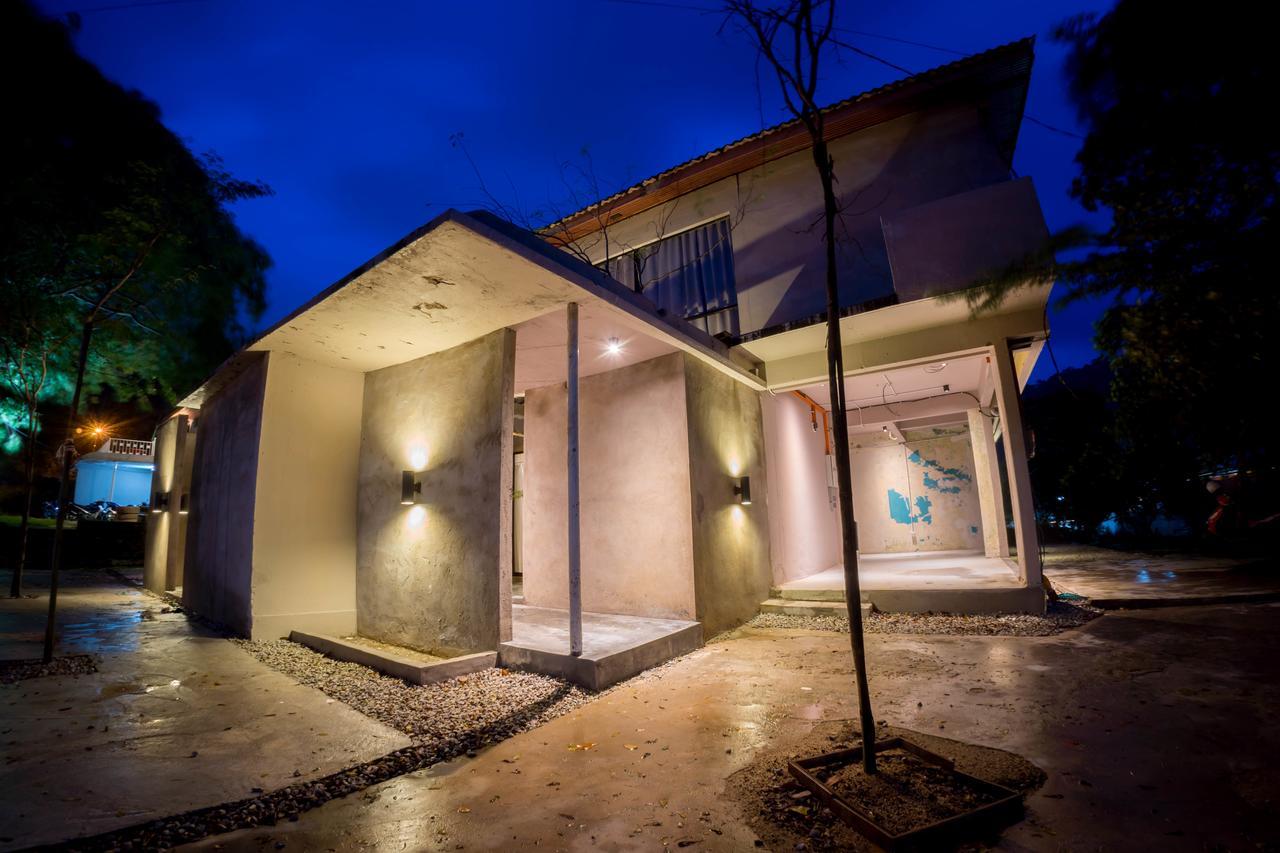 Courtyard@Tc Hotell Kuantan Exteriör bild